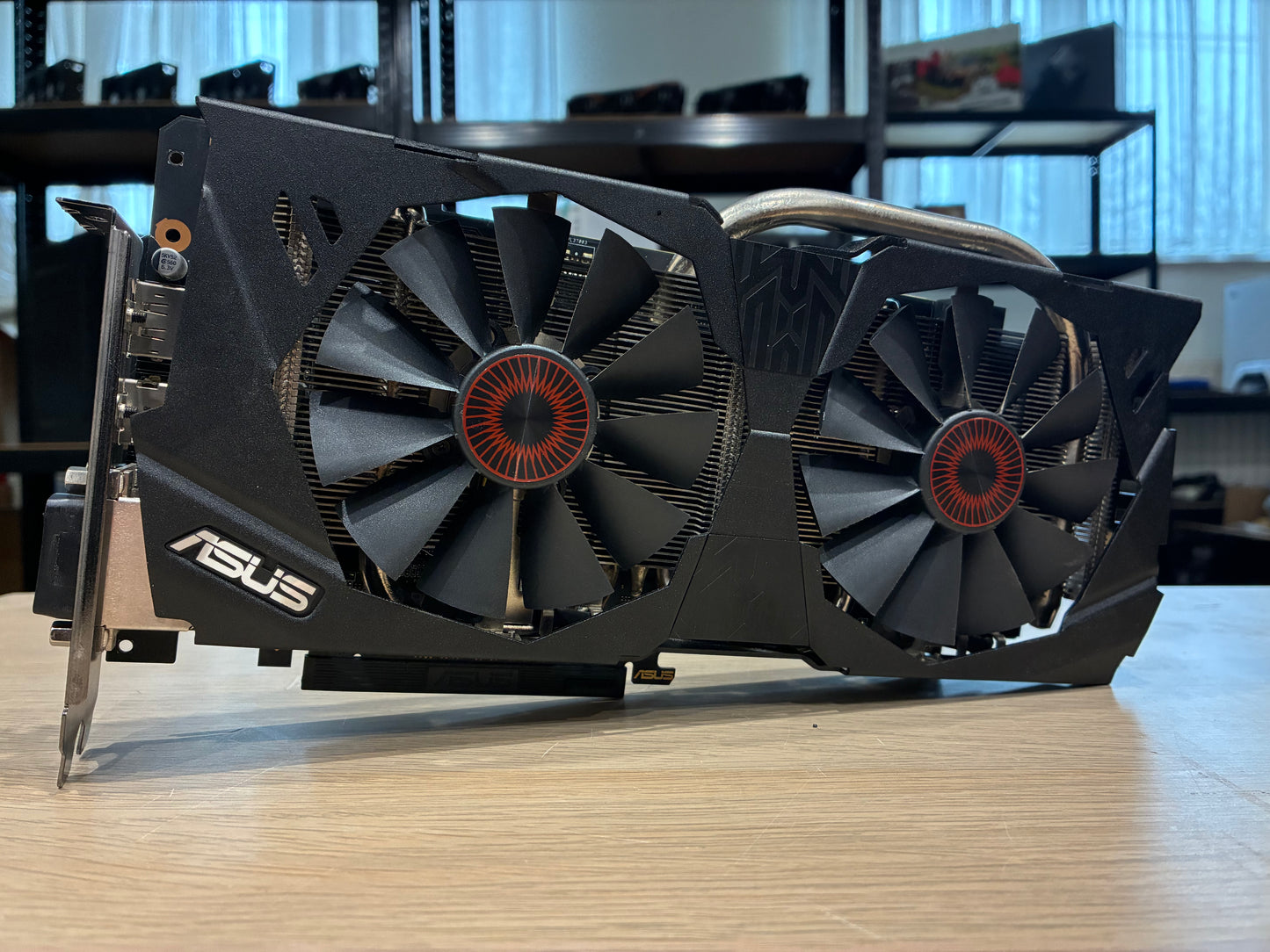 Nvidia GTX 970 4 GB ASUS (Használt)